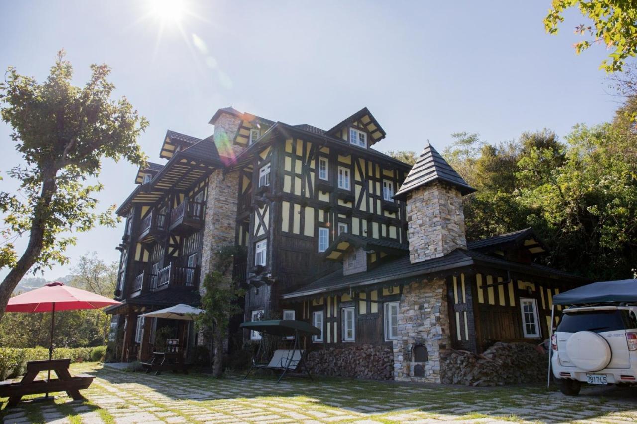 Black Forest Manor Renai Exterior foto